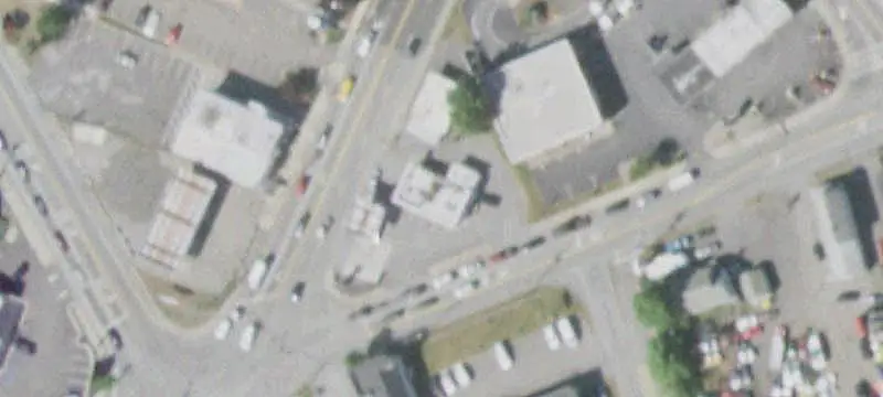 Signalized-Intersection Commercial Land