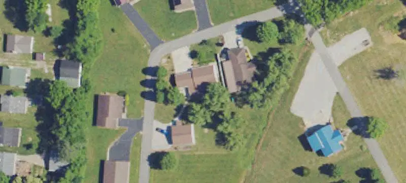 5 Light House Dr, Monticello, KY 42633