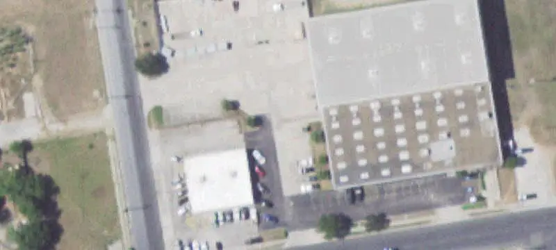 Single-Tenant Office Building