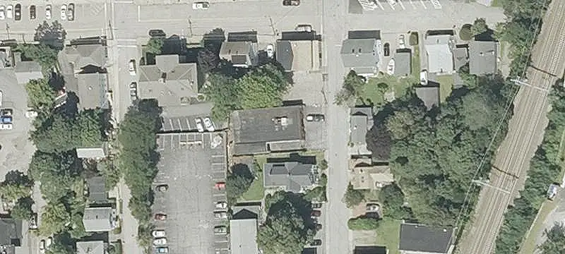 Brick-Front Flex Space