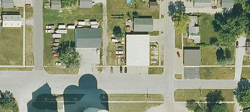 Auto Shop with Oil Bays