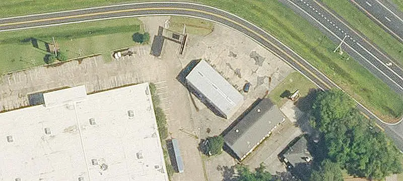 Open-Layout Retail Space