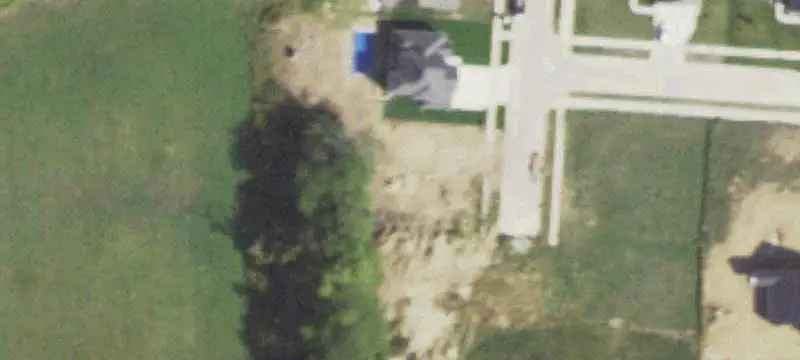 1215 Briarwood Lane, Mahomet, IL 61853