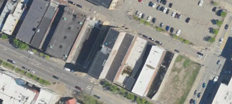 DTLR Storefront with Net Lease