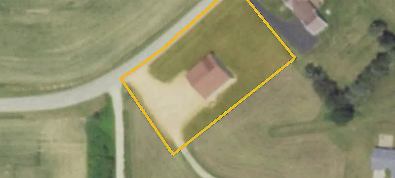 Lots & Acreage / Rural