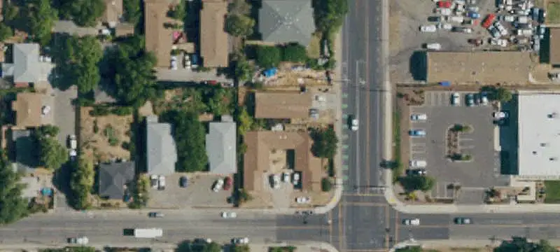 14-Unit Apartment Building