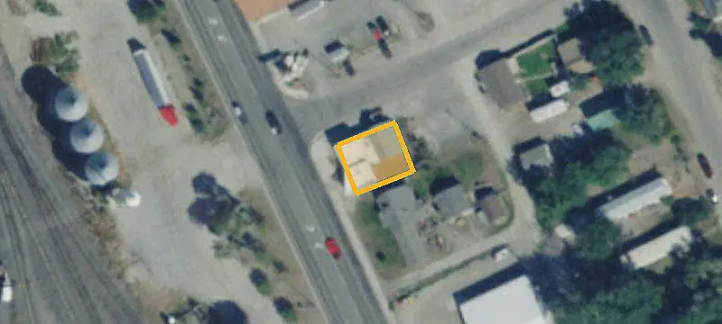 Restaurant Building with Equipment