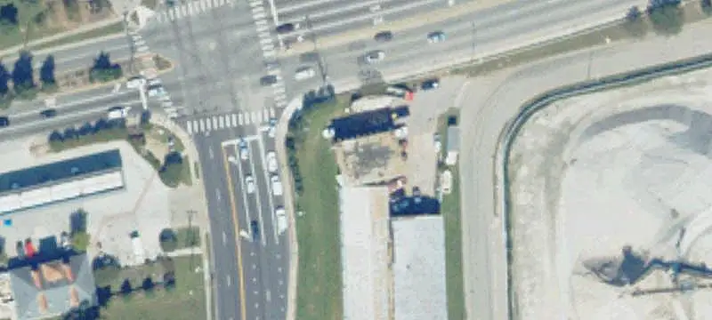 Two-Structure Auto Shop Property