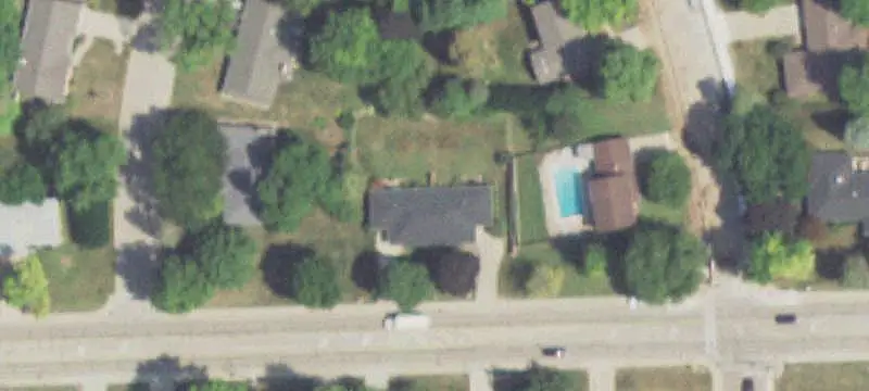 Drive-Through Restaurant Building