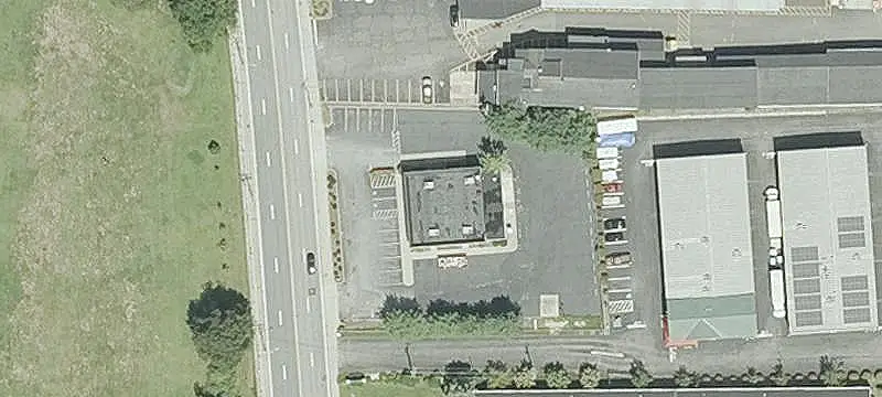 Freestanding Drive-Through Restaurant