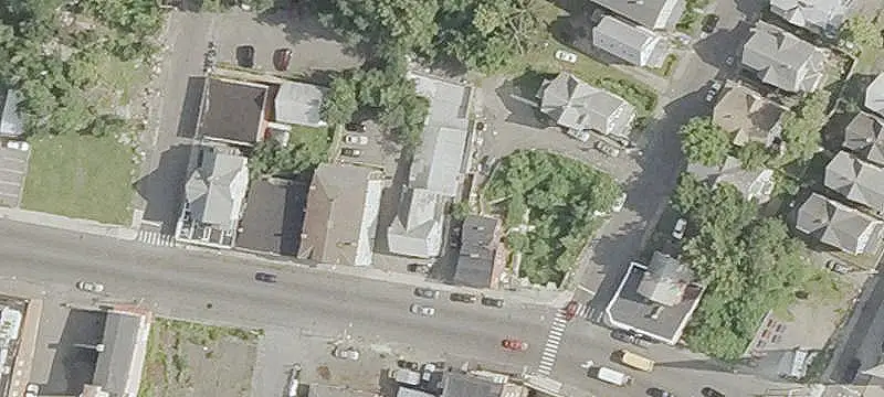 Office Building with Basement Office