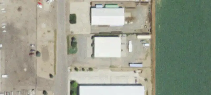 Warehouse with Oversized Drive-In Doors