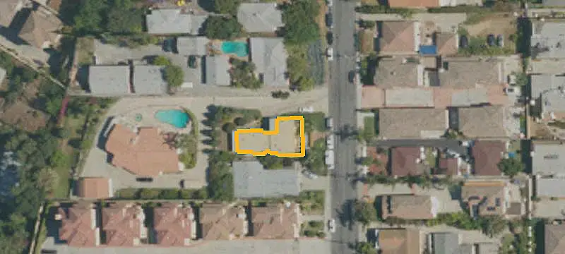 Duplex with Tandem Parking