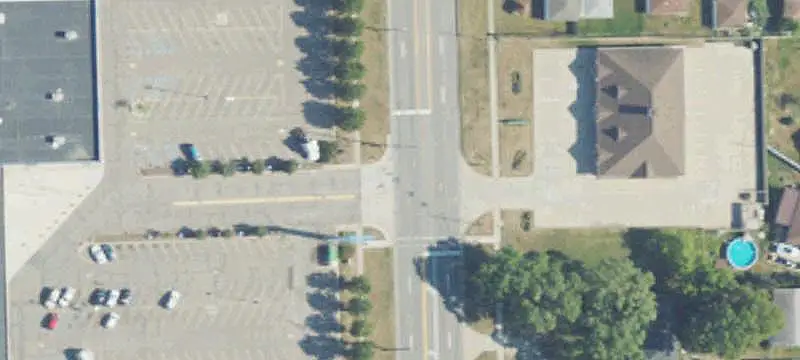 Kroger-Anchored Shopping Center
