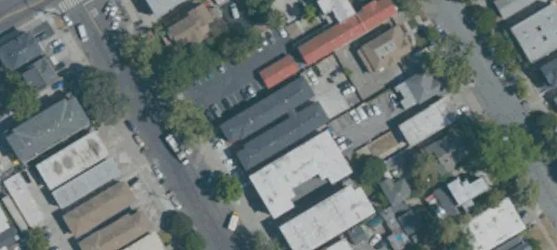 16-Unit Apartment Property with Laundry