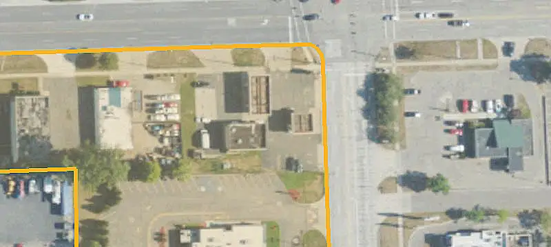 Auto Shop with Fenced Yard