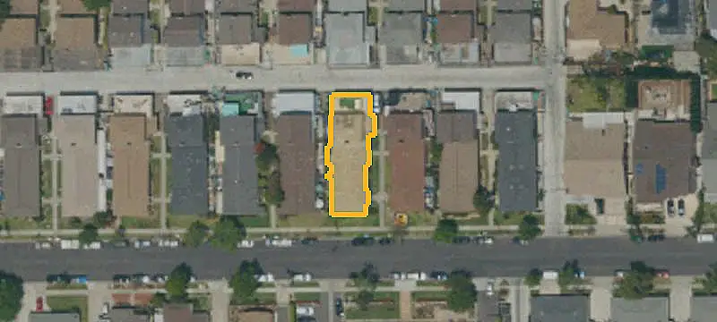 Updated Triplex with Private Yards