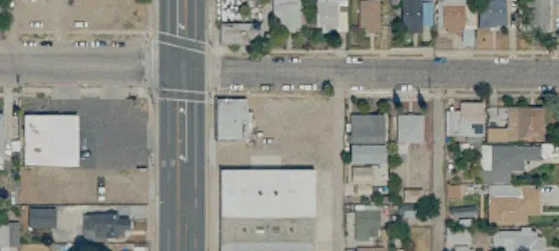 Three-Storefront Retail Building