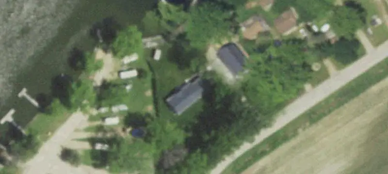 Lots & Acreage / Rural
