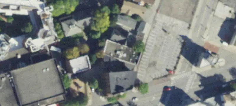 8-Unit Apartment Building