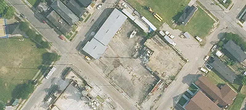 Warehouse with Truck Yard