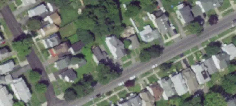 3-Unit Triplex Near Shops