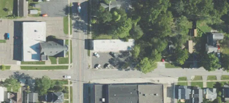 Mixed-Use Space with Private Bathroom
