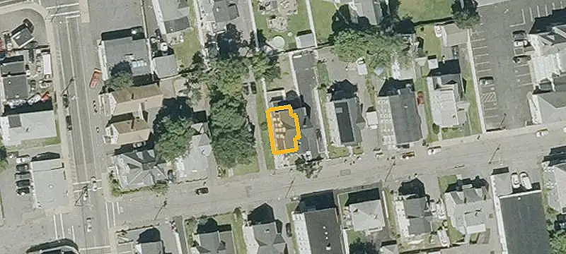 Triplex with Finished Lower Level