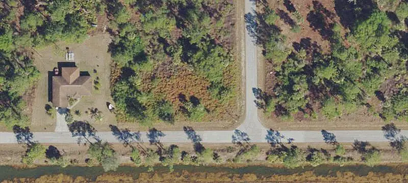 4207 East 8th Street, Lehigh Acres, FL 33972