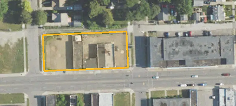 Flex Space with Two Buildings