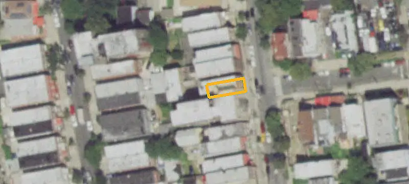 8-Unit Apartment Building