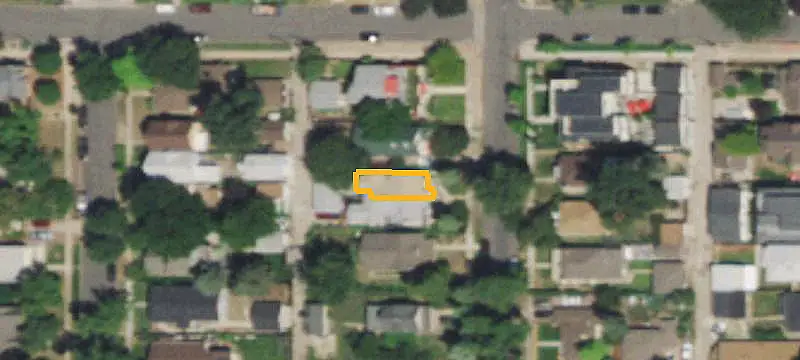 New-Build Duplex with Rooftop Deck