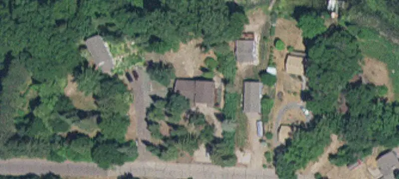 Waterfront Triplex with Lakefrontage
