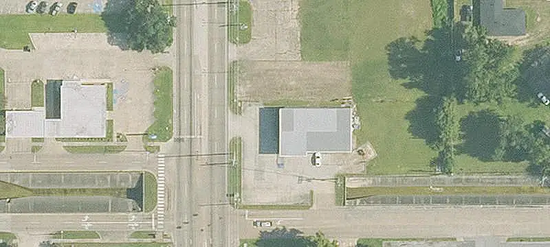 Commercial Land with Office Space