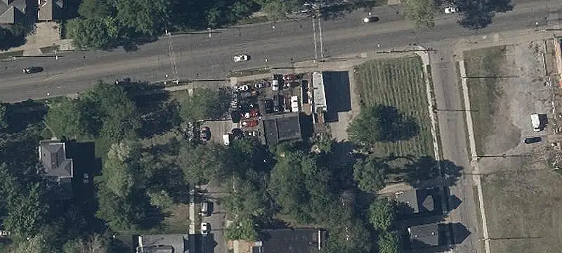 Freestanding Auto Shop
