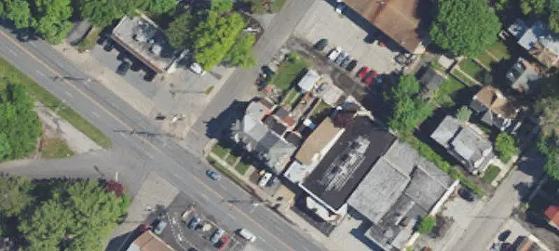 Storefront Property with Two Bay Doors