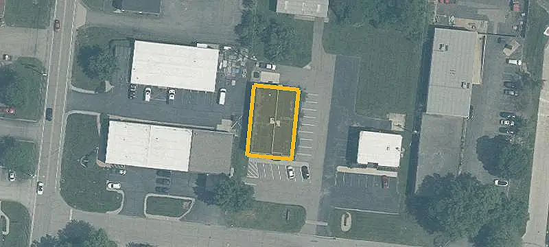 Freestanding Office Building with Workshop