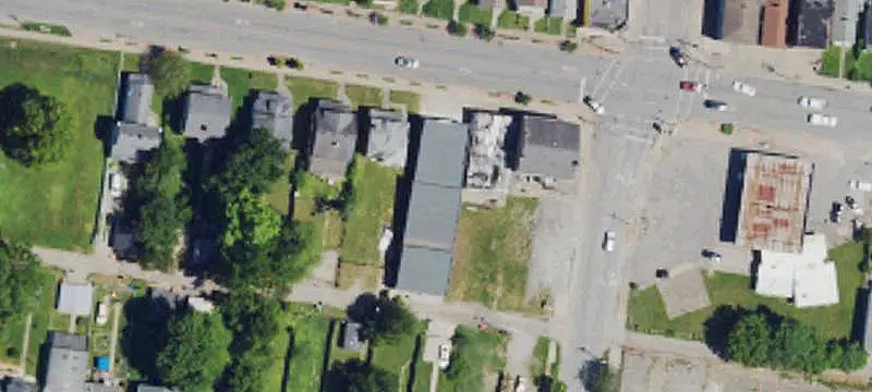 Clear-Span Warehouse with Basement