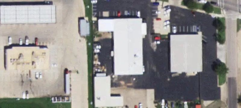 Insulated Auto Shop with Six Doors