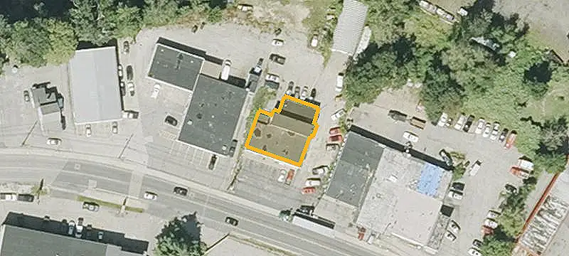Commercial Land with Auto Repair Shop