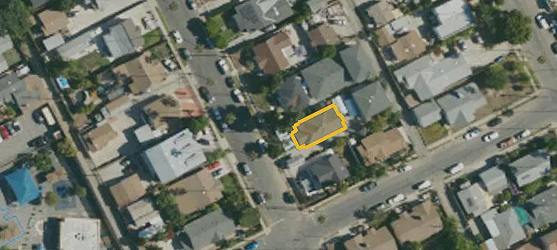 Renovated Quadplex with Covered Parking