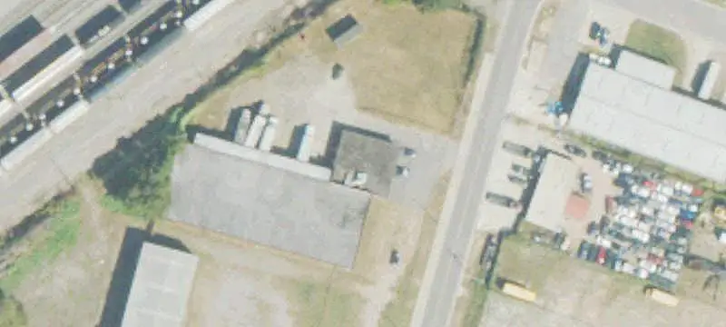 Dock-High Flex Space