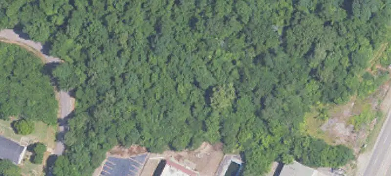 Commercial Land at Signalized Intersection