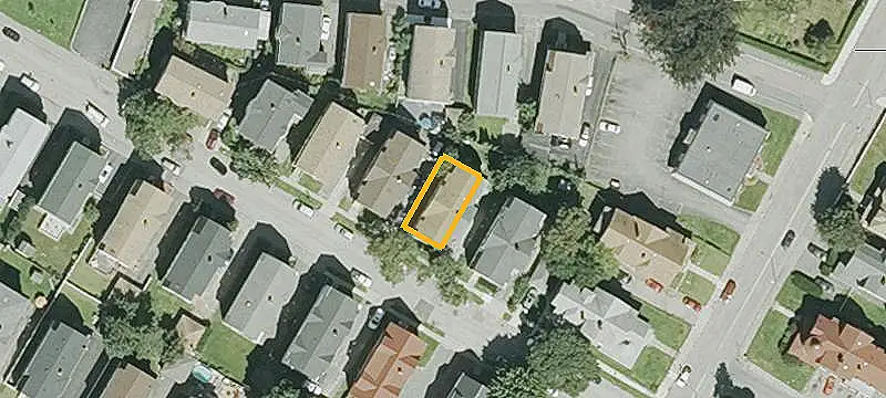 Renovated 3-Unit Triplex