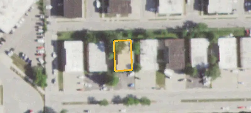 20-Unit Brick Apartment Property