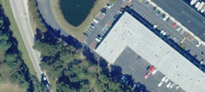 Flex Space with Grade-Level Loading