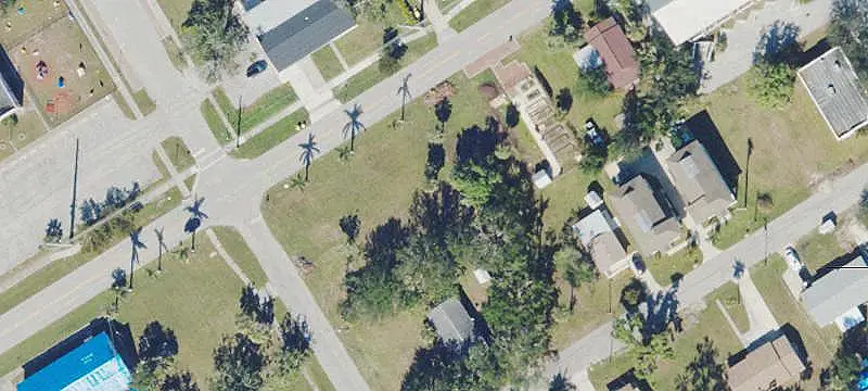 Duplex with Parking Pad