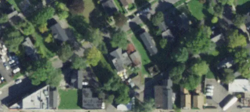 5-Unit Multifamily Building