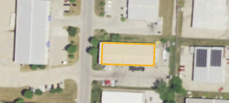 10,000 SF Industrial Property