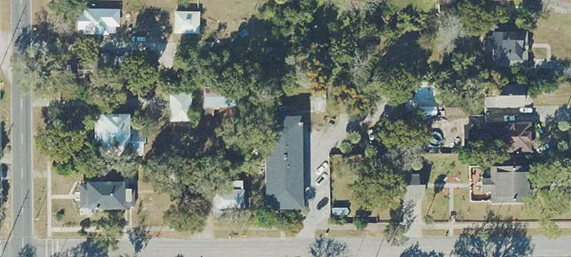 10-Unit Apartment Building